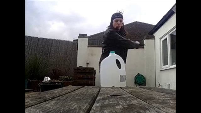 More Bottles Vs Ninjato