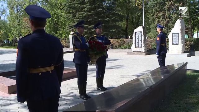 БЗ День КЧР Возложение цветов 16.09.2024