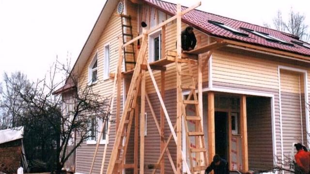 как обшить деревянный дом сайдингом своими руками видио
