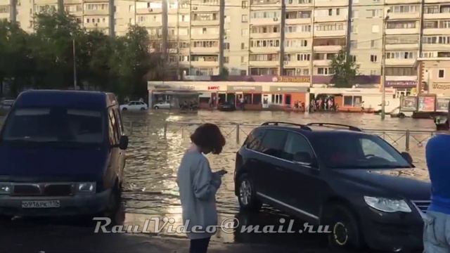 Казань Азино  10 микрорайон Казанское море Прорыв трубы