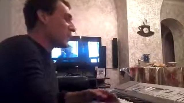 Поет Миша Цыган 3