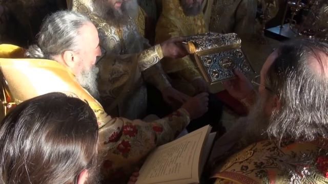 Предстоятель УПЦ звершив Літургію в Голосієво. 13 грудня 2016