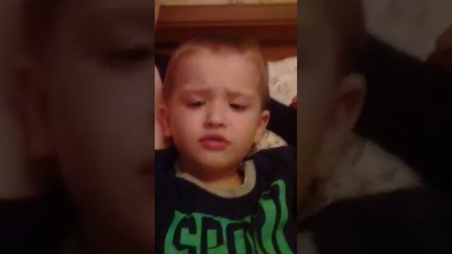 Ребёнок в 2,5 года рассказывает стих "Федорино горе"