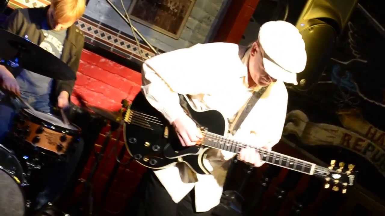 ''BLUES' ANTRESOL' JAZZ QUARTET
