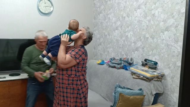 28 октября 2023 г. Приехали дети и внук.