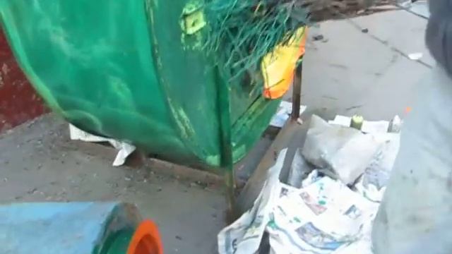 Идёт художественная покраска парных "УЛИТОК"