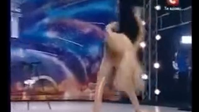 Без позвоночные движения девушки!
