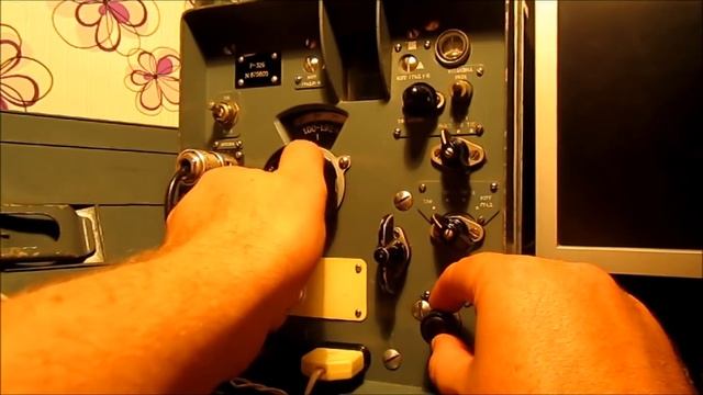 Армейский ламповый приёмник Р-326 "Шорох"