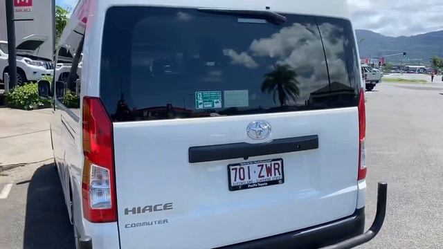 Toyota Hiace Commuter before leaving Cairns