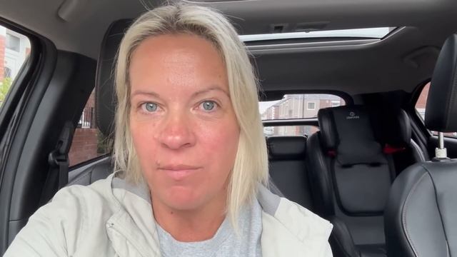 PAKUJĘ SIĘ NA WAKACJE | ZAŁAMAŁAM SIĘ PRZY ODPRAWIE | TAKIE JEST PRAWO | NOWE PAZNOKCIE | VLOG UK