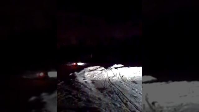 HUGE 4 1/2 FOOT JUMP ON MY ARCTIC CAT ZR 580