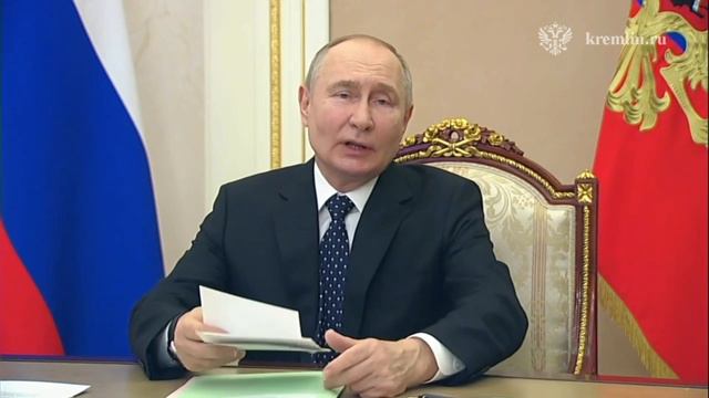 Президент Владимир Путин провел церемонию открытия круглогодичных молодежных образовательных центров