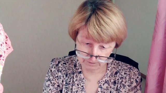 Что я вяжу сегодня ?спицами и крючком.