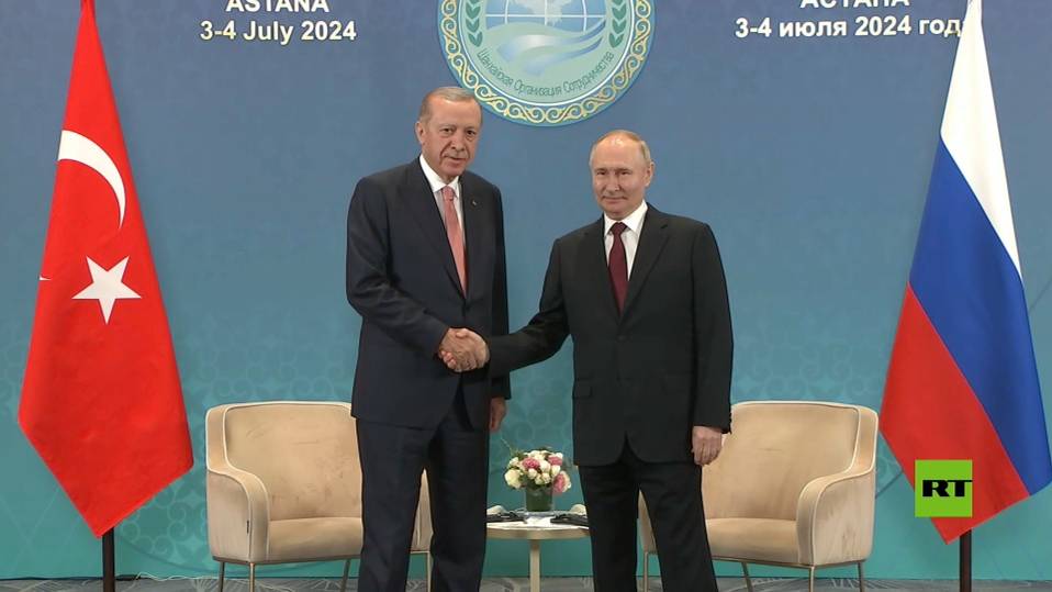 لقاء بين الرئيسين بوتين وأردوغان على هامش أعمال قمة منظمة شنغهاي للتعاون في عاصمة كازاخستان أستانا