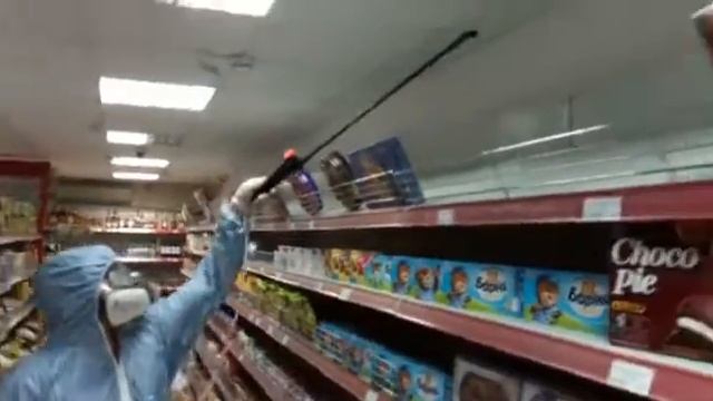 Обработка от тараканов в магазине