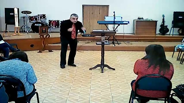 Онлайн Богослужение г. Щекино церковь "Свет Миру". Смотрите нас каждое воскресенье с 10:30