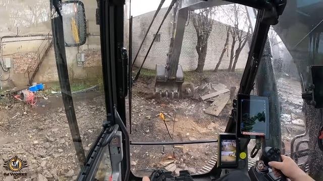 демонтаж забора экскаватором