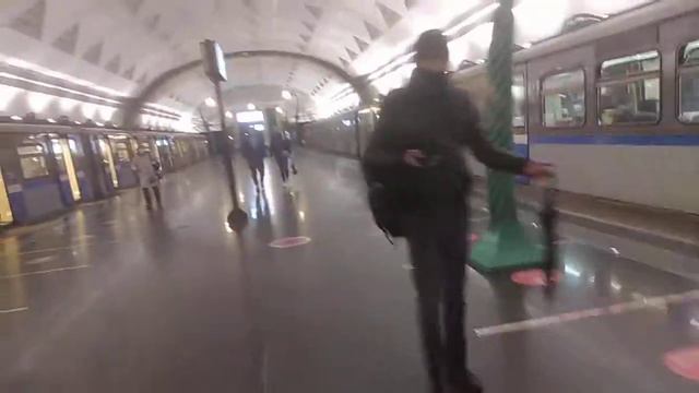Русич.1 ушёл со станции Славянский бульвар