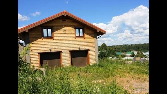 Продается большой бревенчатый дом на участке 2...