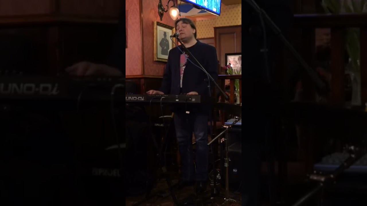 Yesterday.Beatles. ️🤩#music #youtubeshorts# Beatles#youtubeshorts #песни #кавер ##музыка