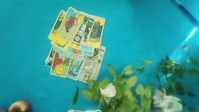 ЧЕМ ОН ЗАНЯТ В ЭТУ МИНУТУ? ЧТО ДЕЛАЕТ ПРЯМО СЕЙЧАС? ???