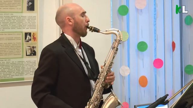 Калининград - Художественная галерея - "Весна в стиле Pin-Up"