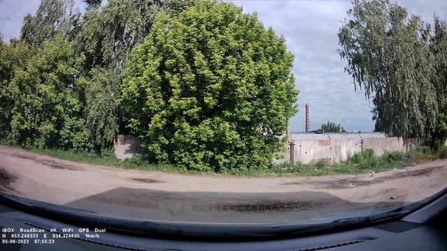 iBOX RoadCan 4K WiFi GPS Dual  в дневное время суток.