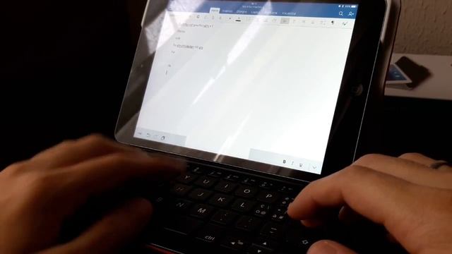 LOGITECH Ultrathin Folio RED para IPAD MINI 2/3