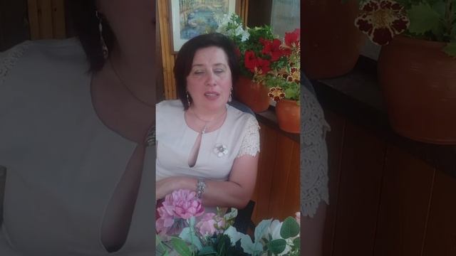 Дроздова Оксана Евгеньевна - репетитор по обществознанию - видеопрезентация для Repetit.ru