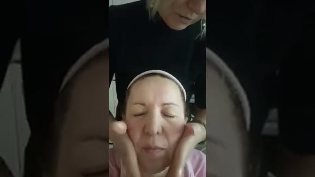 Медовый энергетический омоложивающий массаж.