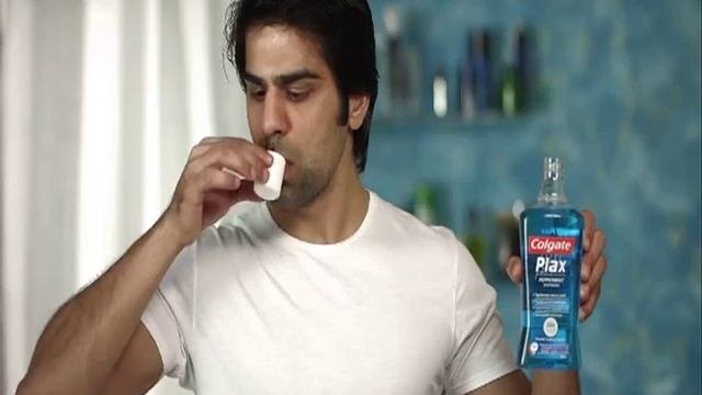 Colgate Plax 'Fishbowl' - 30 Secs