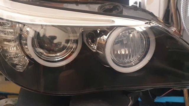 BMW E60 PO LIFCIE MONTAŻ RINGÓW LED COTTON 2W1