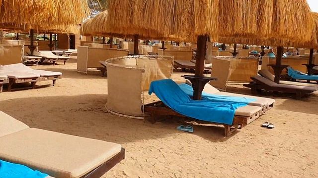 Египет. Отдых у моря. Пляж отеля Sunrise Royal Makadi Resort & Aqua Park