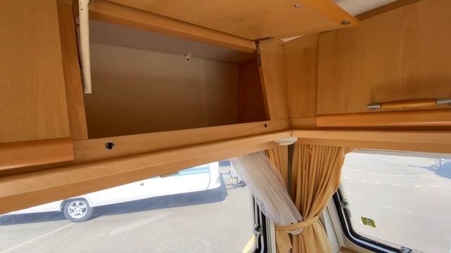 Бельгийский дом на колесах Chateau Home Car 43H