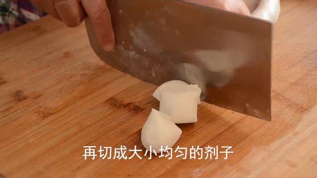 韭菜别再做盒子了，加一把面条，出锅比吃肉还香，我家人都爱吃【丽娟美食记】