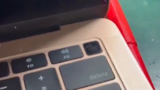 macbook air 13.3 inches laptop A1932 motherboard testing