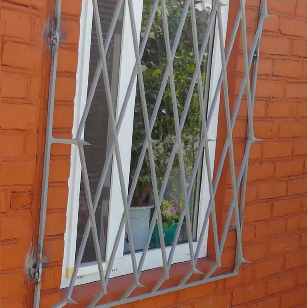 решётка на окно.