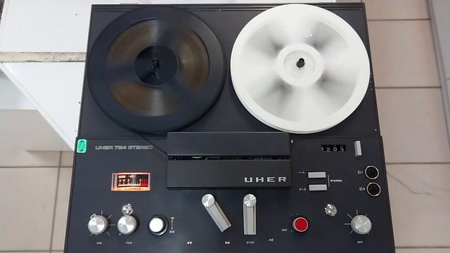 Uher 724 на внутренние динамики