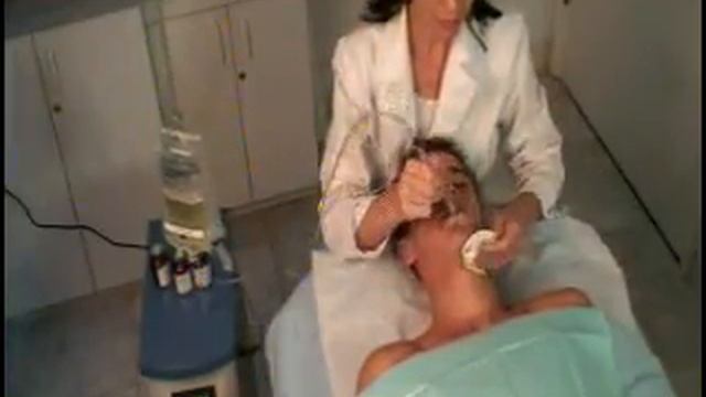 Oxygen JetPeel Treatment by  INSKIN :Miami