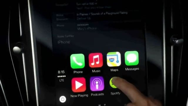Volvo Cars and Apple CarPlay