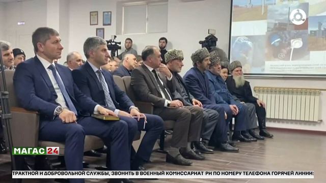 Махмуд-Али Калиматов принимает участие в сходе граждан в Карабулаке