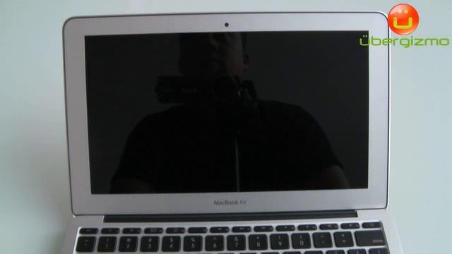 Macbook Air (2010) boot and shutdown under Mac OS & Win 7 (720p video)