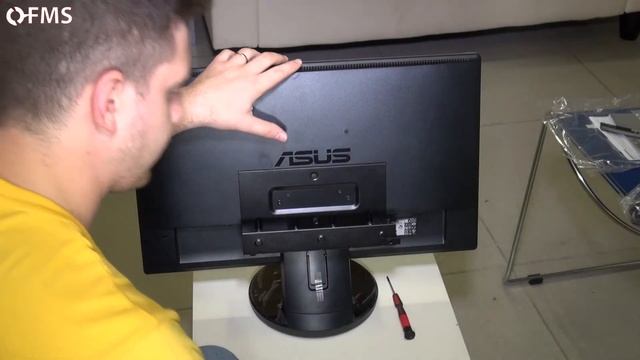 Shuttle PV02 (VESA mounting kit): Recensione