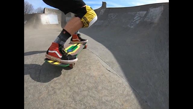 How To ride your skateboard Mongo Style in 3 easy lessons