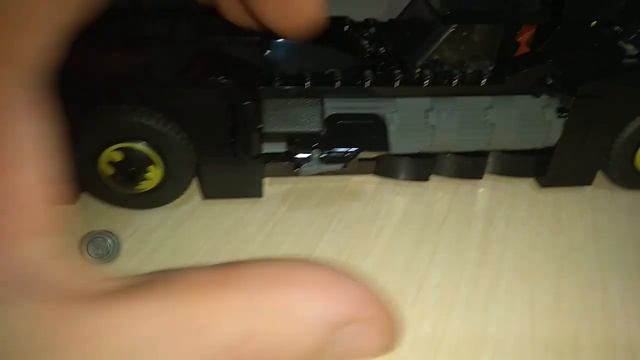 БЭТМОБИЛЬ Lego.