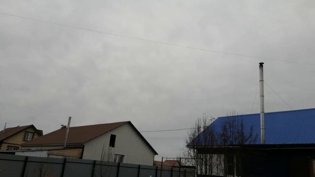 Подвесил ещё одну антенну для кв диапазона. Антенна треугольник. Shortwave antenna