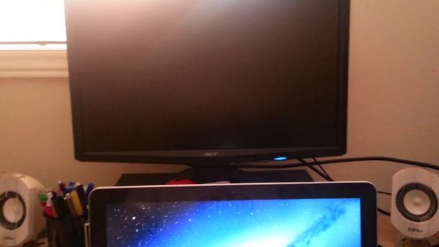 Connect Macbook Pro / Air to TV or Computer Screen (Easy)