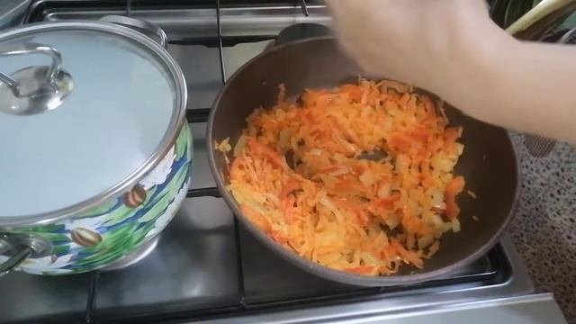 Овощной суп с сырными шариками