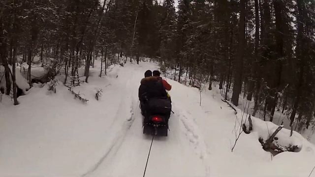 Катаемся на лыжах. Гора Конжаковский камень. Свердловская область.