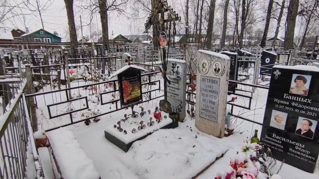 Петропавловское кладбище.mp4